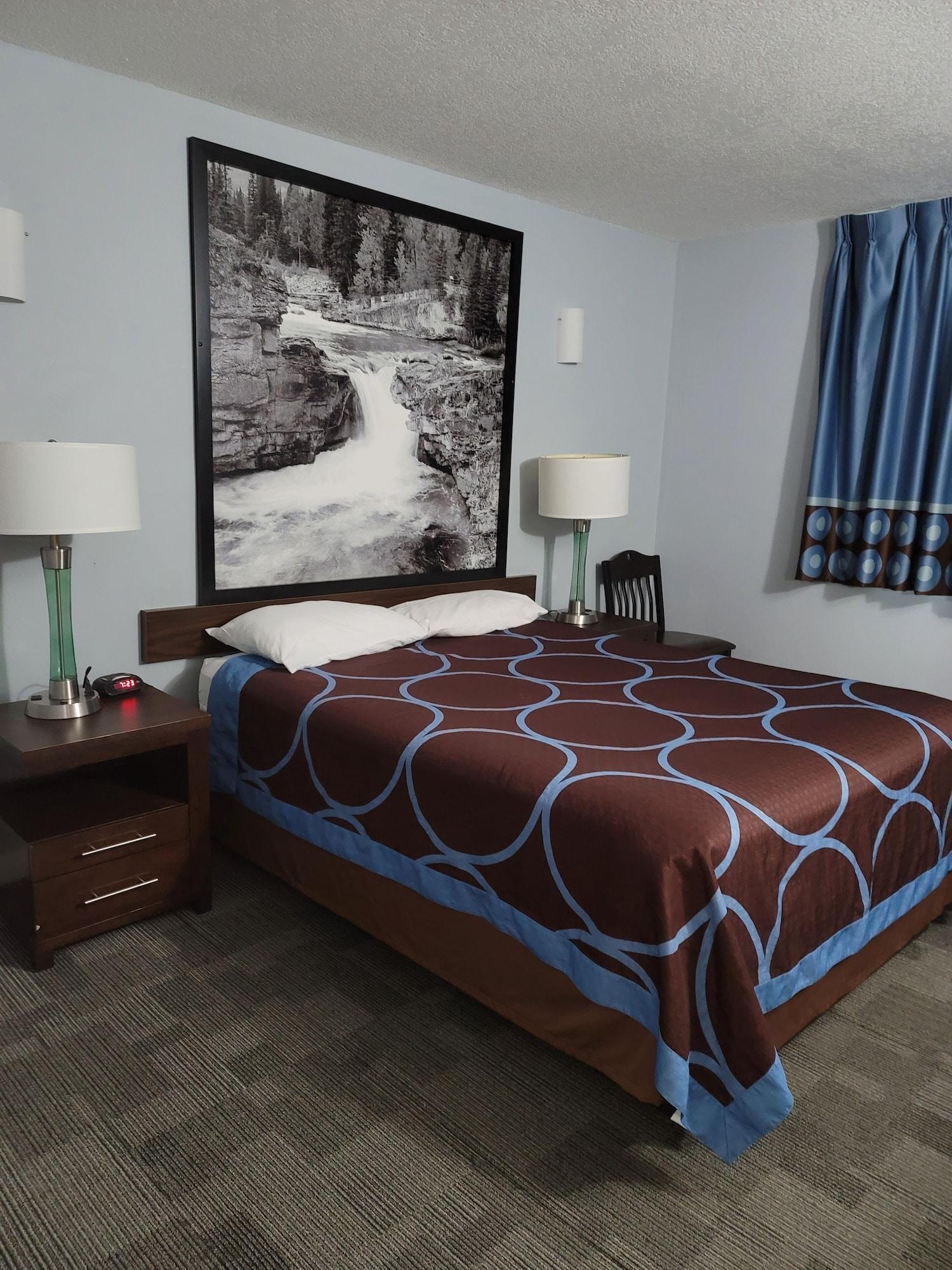 ซูเปอร์ 8 บาย วินด์แฮม เรดเดียร์ Hotel ภายนอก รูปภาพ