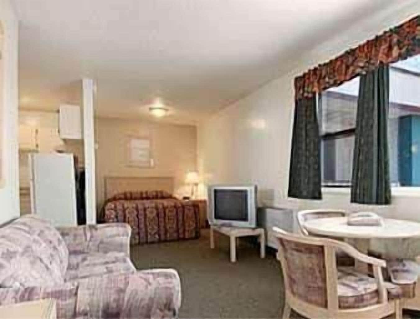 ซูเปอร์ 8 บาย วินด์แฮม เรดเดียร์ Hotel ภายนอก รูปภาพ